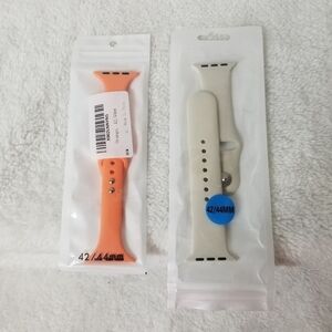 2 Apple watch bands
